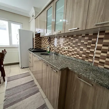 Lale * Трабзон