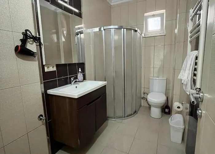 Apartman Lale *